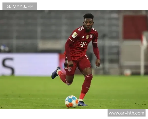 2025年现役足球球星十强排名揭晓 谁才是真正的全球足球之王